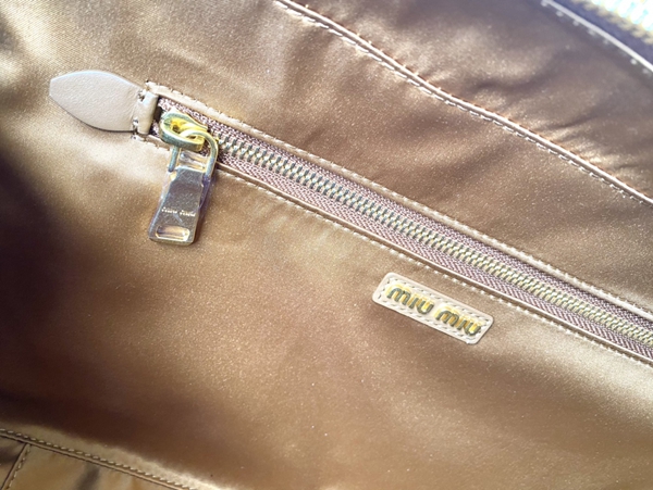 スーパーコピーブランドバッグ細部ディテール